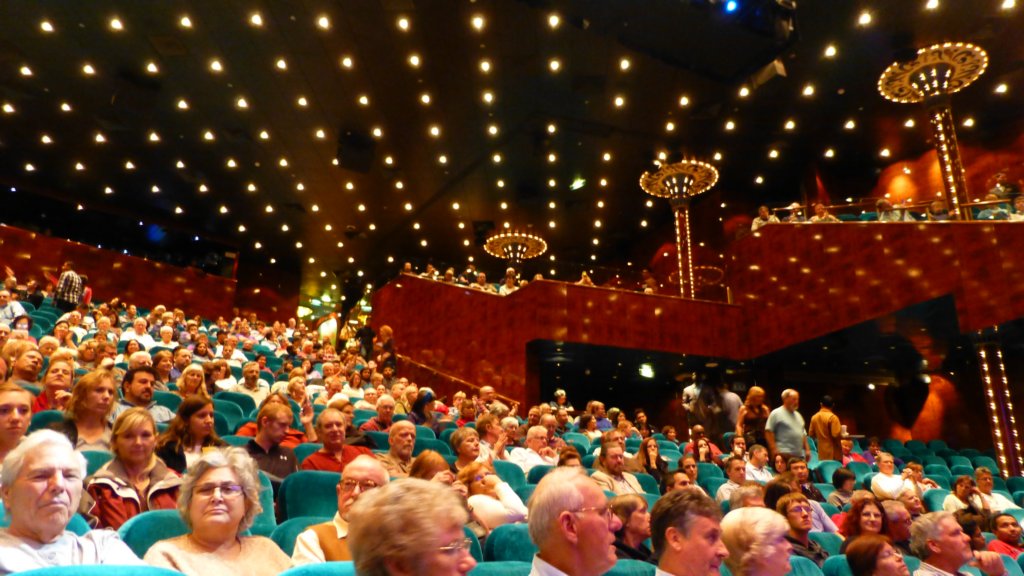 stardusttheater3.jpg