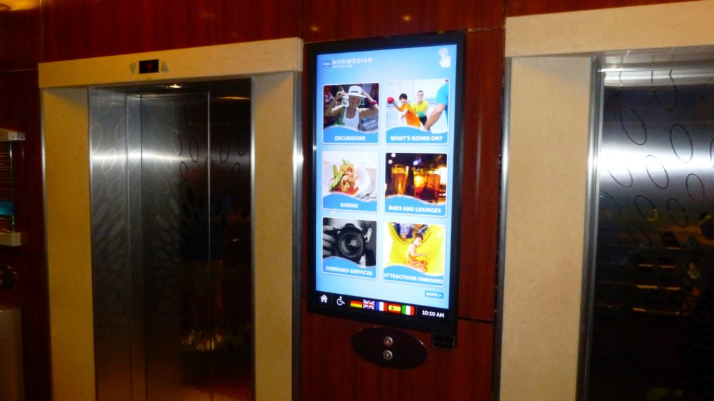 touchscreentvnexttotheelevators.jpg