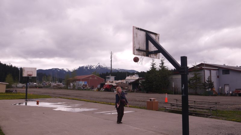 icystraitpointhoonahalaska3pointer.jpg