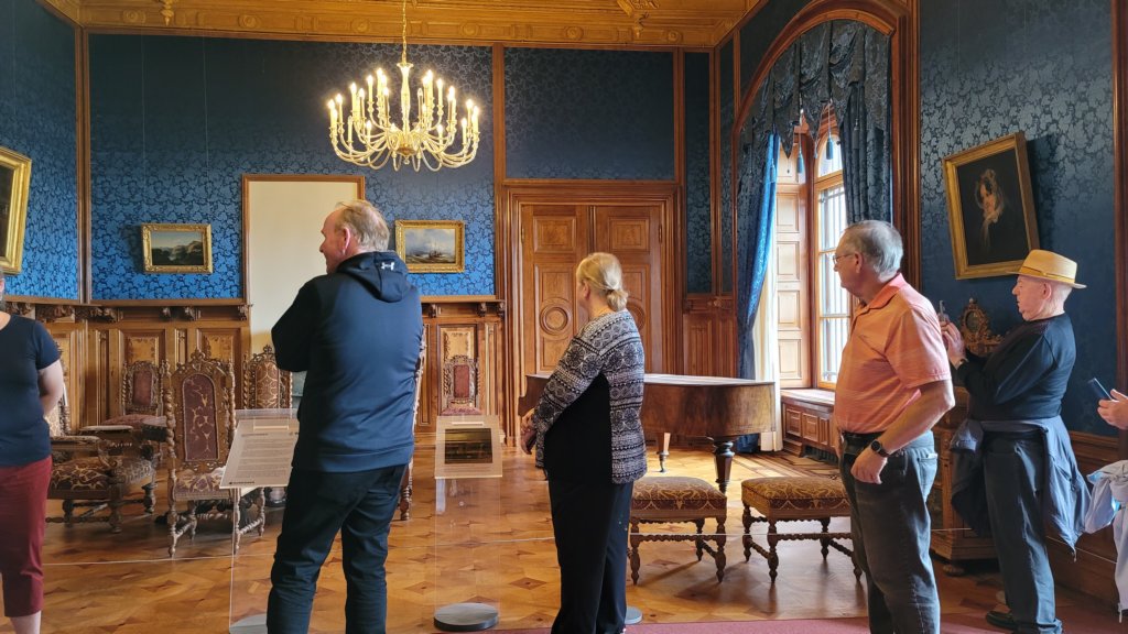 schwerinfairytalecastle8.jpg