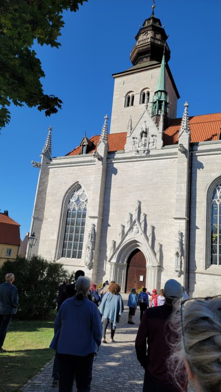 visbycathedral3.jpg