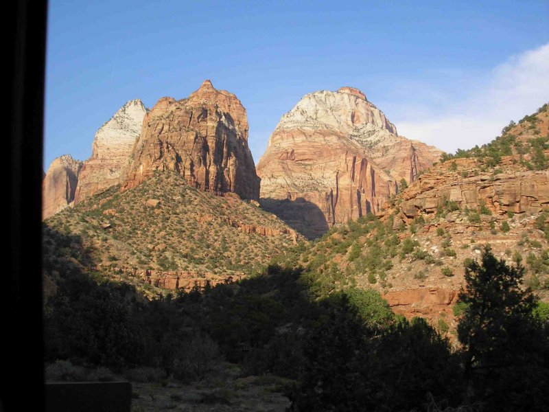 zion01.jpg