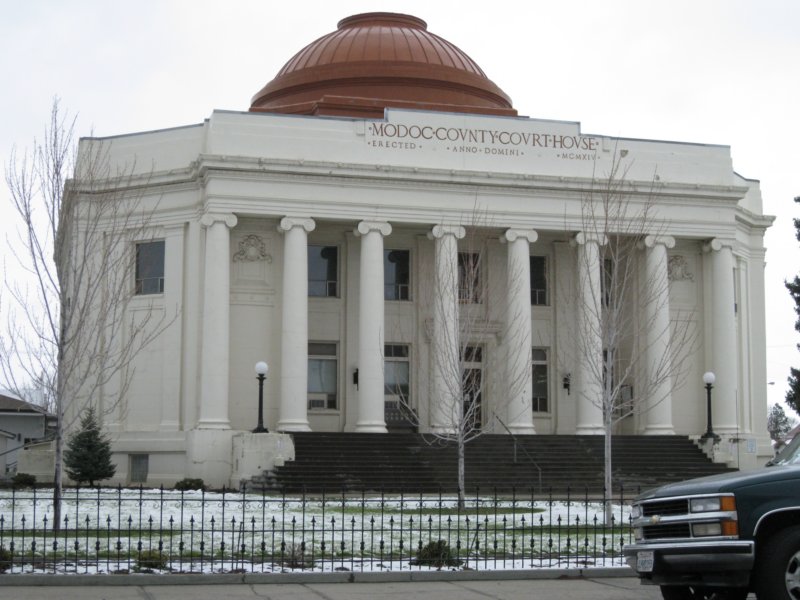 coolcountycourthouse.jpg