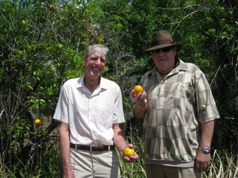 kennyandvictororangesandgrapefruits.jpg