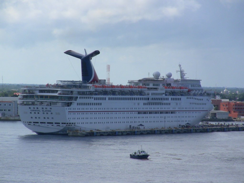 carnivalelationincozumel.jpg